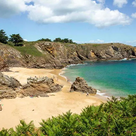 Pet Friendly In Lile-dyeu With Kitchen Holiday home *
