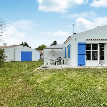 Holiday home Pet Friendly In Lile-dyeu With Kitchen *