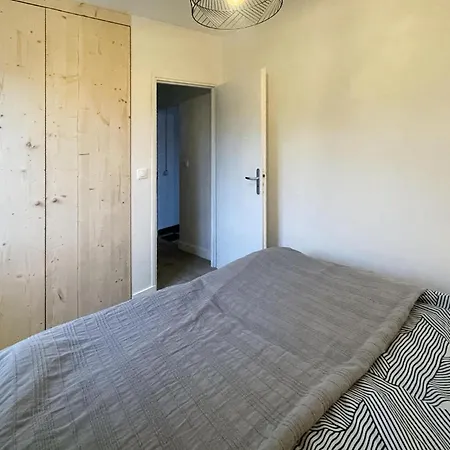 Hébergement de vacances Maison A 200 M De La *