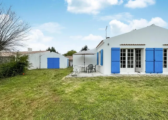 Hébergement de vacances Maison A 200 M De La *