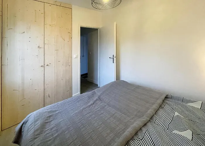 Hébergement de vacances Maison A 200 M De La *